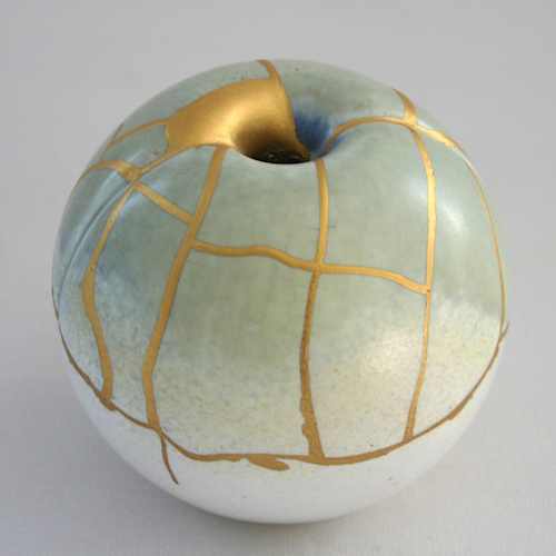 Porzellan Kugelvase Kintsugi
