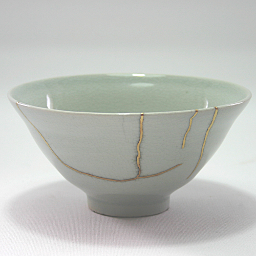 Teeschale Seladon Kintsugi